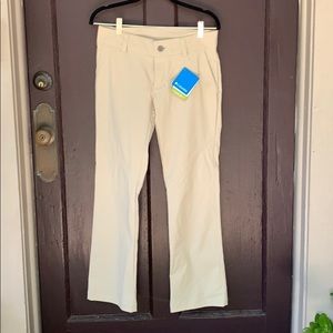 Columbia hiking pants  size 4 Short